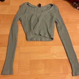 Small, green, cropped long sleeve